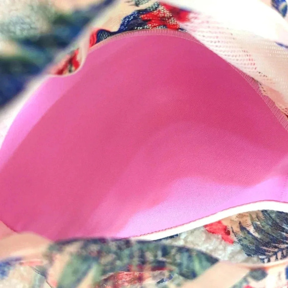 PINK Victoria’s Secret Floral Lace M-DD Bralette - Picture 10 of 11